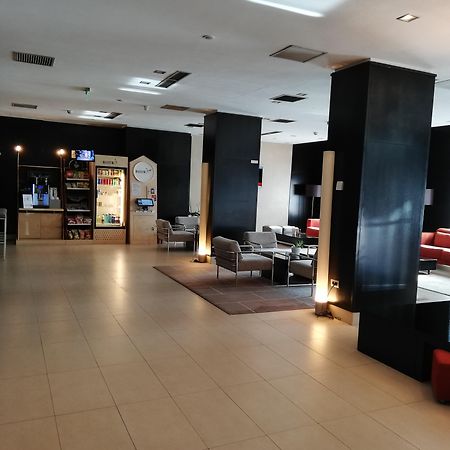 Hotel Ch Bucureşti Ngoại thất bức ảnh
