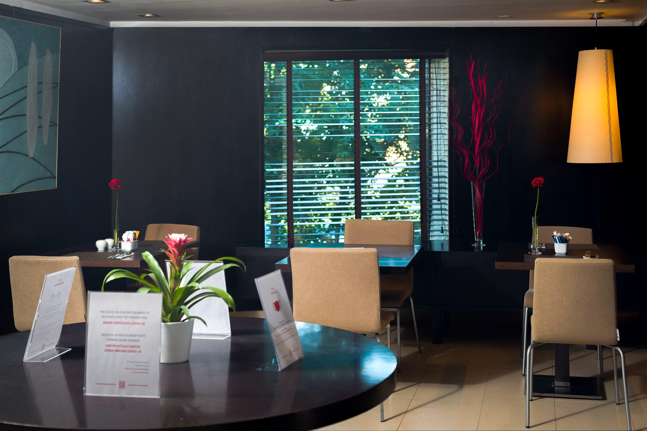 Hotel Ch Bucureşti Ngoại thất bức ảnh