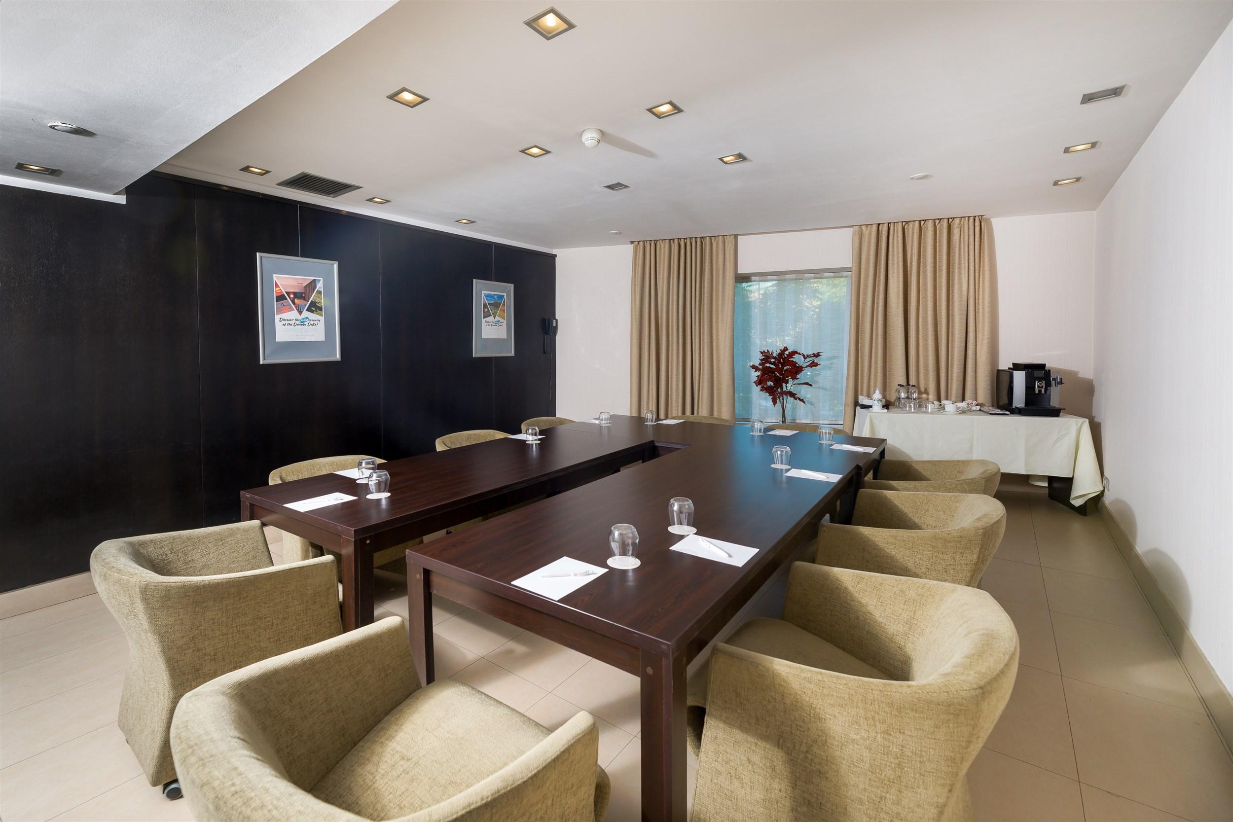 Hotel Ch Bucureşti Ngoại thất bức ảnh